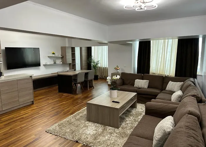 Cozy Unirii Near Old Town